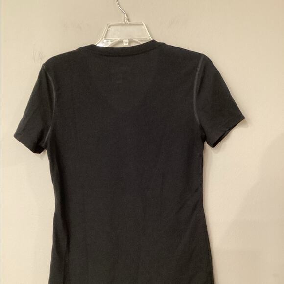 2 University of Miami T-Shirts in Size S/P  in Excellent Preloved Condition! - Picture 2 of 5